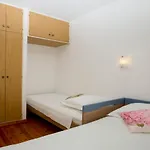 Damir Apartment