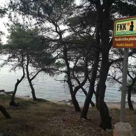 Apartman Damir Postira