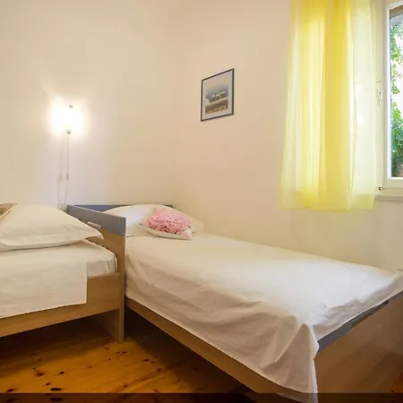 Damir Apartmán *