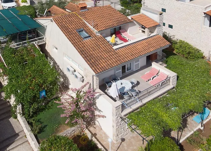 Apartment Damir