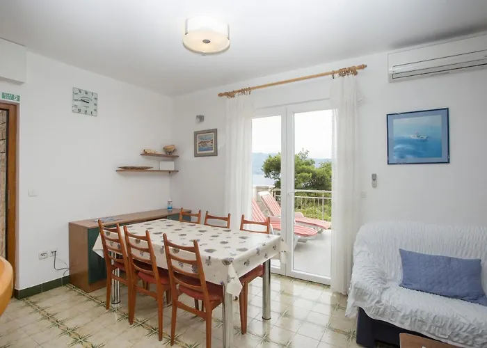 Damir Apartment *